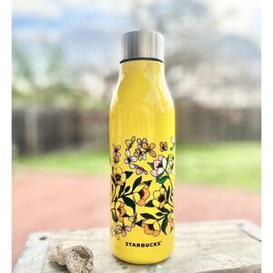 Starbucks Vacuum Insulated Water Bottle Marigold, Yellow, Floral 20 Oz